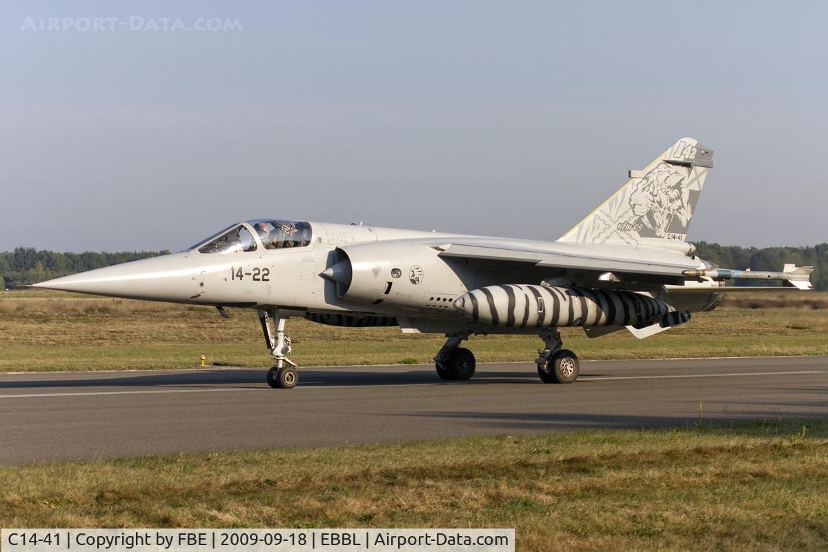 C14-41, Dassault Mirage F-1CE(M) C/N SPF141, taxying to the active