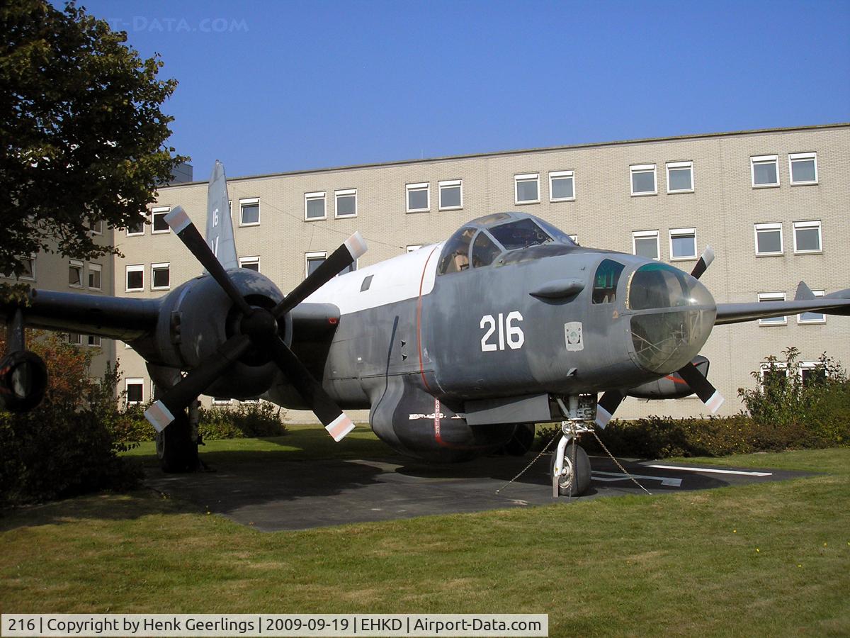 216, Lockheed SP-2H Neptune C/N 726-7143, Heldair Show Maritiem , Den Helder  19 sep 2009