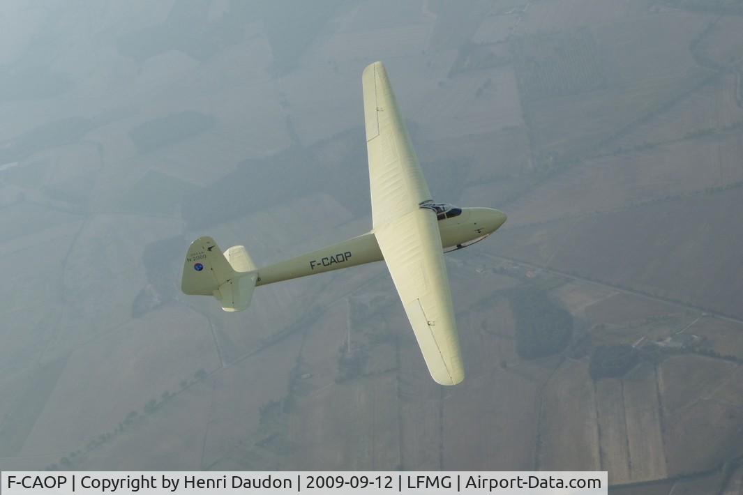 F-CAOP, Nord 2000 C/N 60, Flying over La Montagne Noire airfield, France