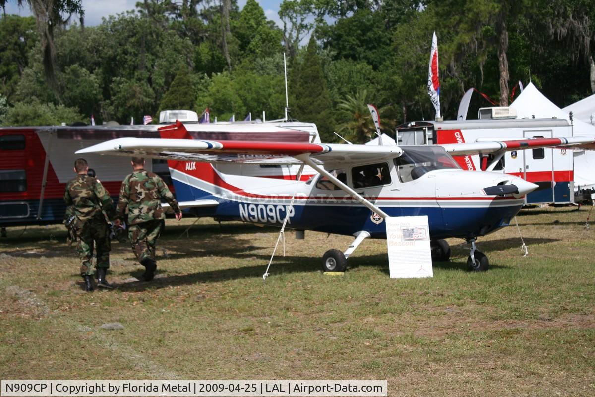 N909CP, 2001 Cessna 172S C/N 172S8909, Cessna 172S