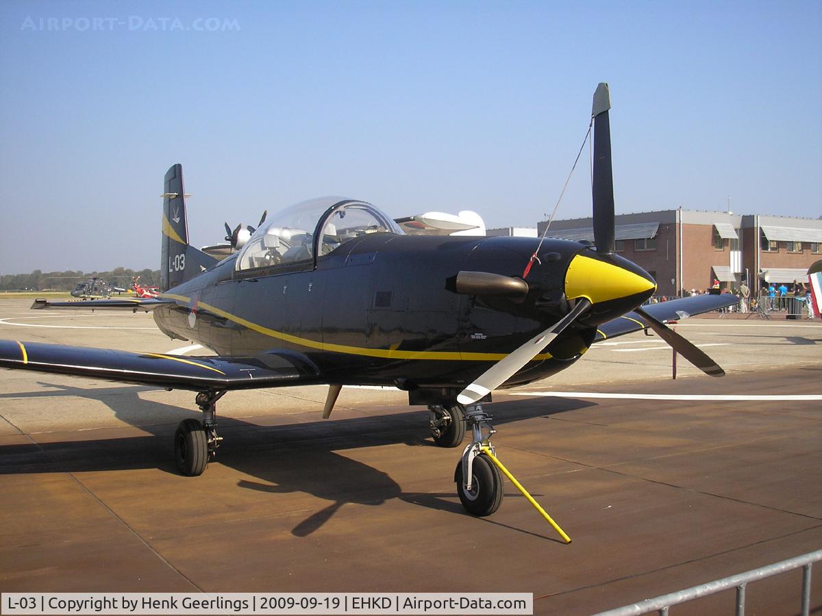 L-03, Pilatus PC-7 Turbo Trainer C/N 540, Heldair Show Maritiem , Den Helder  19 sep 2009