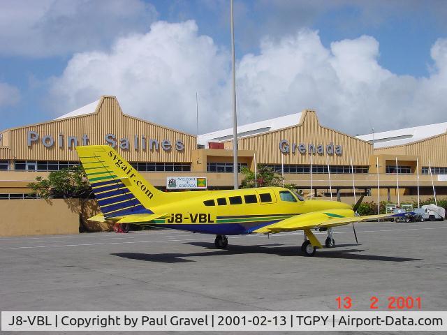 J8-VBL, Cessna 402C Businessliner C/N 402C0640, Cessna 402C Rstol Grenada