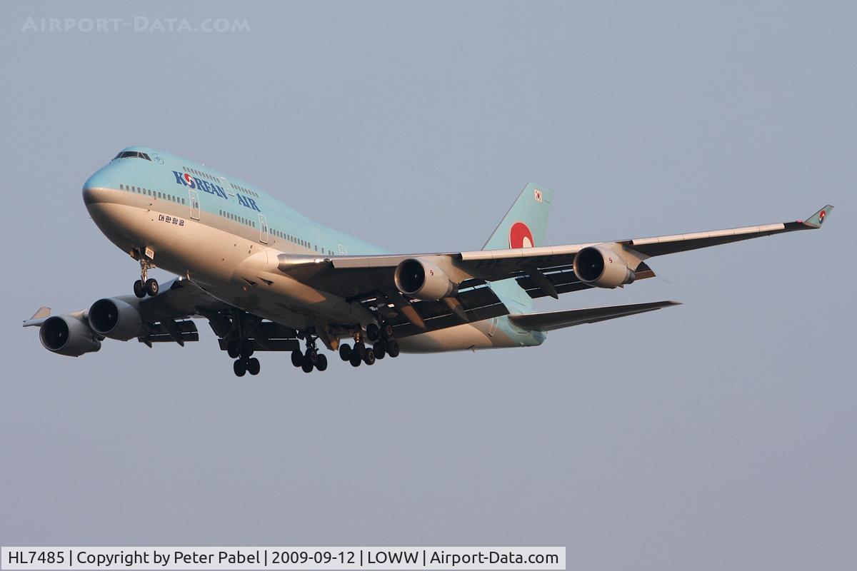 HL7485, 1992 Boeing 747-4B5 C/N 26395, VIE09
