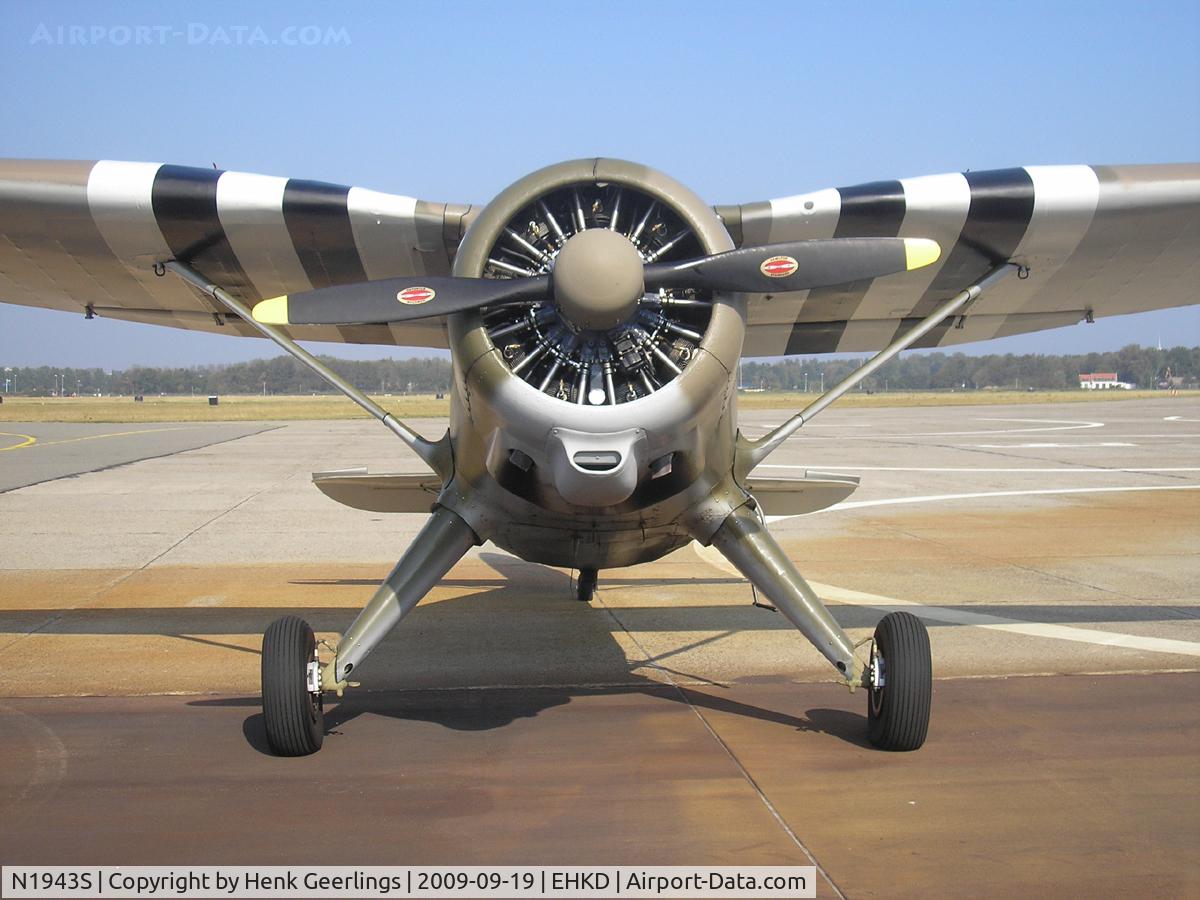 N1943S, 1943 Stinson V77 Reliant C/N 77-463, Heldair Show Maritiem , Den Helder  19 sep 2009
