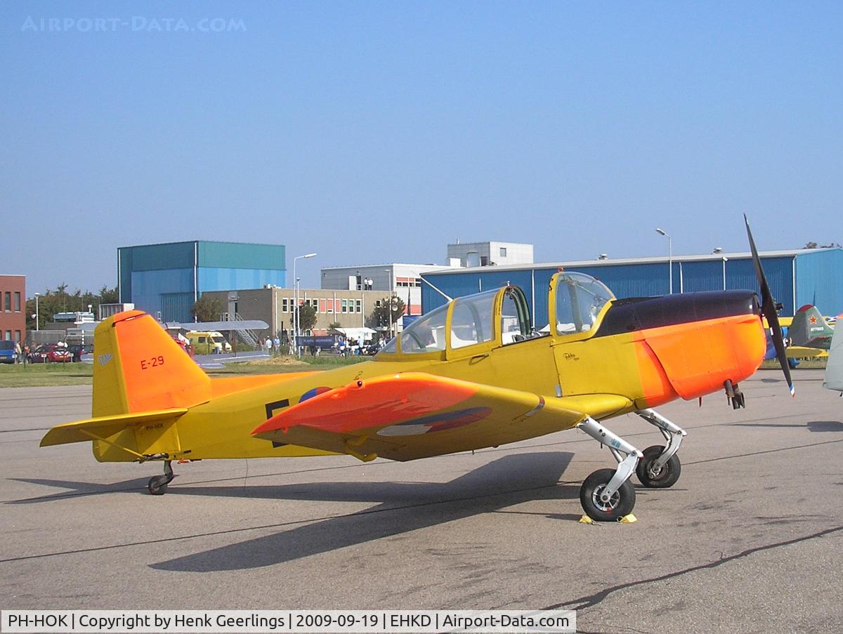 PH-HOK, 1952 Fokker S.11-1 Instructor C/N 6272, cs E-29 ; Heldair Show Maritiem , Den Helder  19 sep 2009