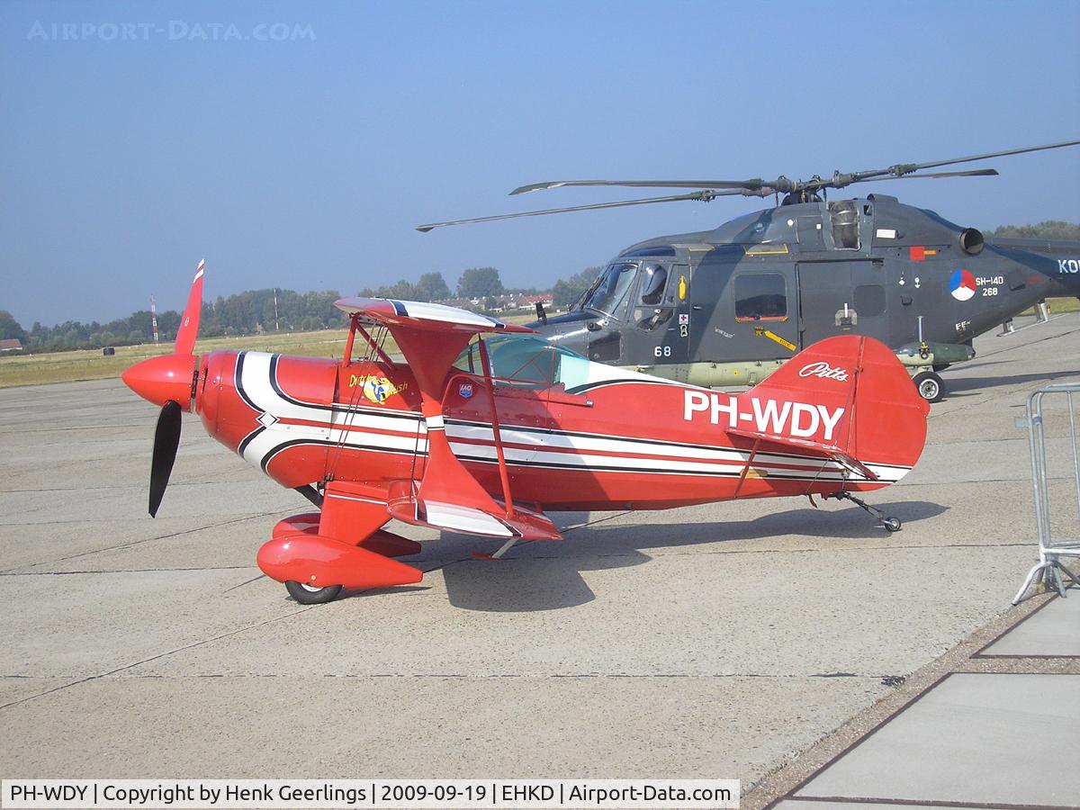 PH-WDY, Pitts S-1S Special C/N Well4Q2, Heldair Show Maritiem , Den Helder  19 sep 2009