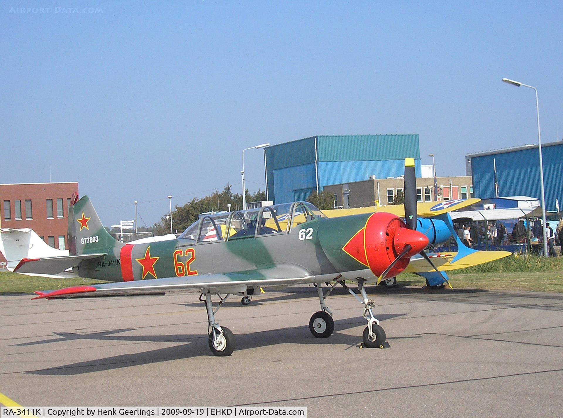 RA-3411K, 1987 Yakovlev Yak-52 C/N 877803, Heldair Show Maritiem , Den Helder  19 sep 2009