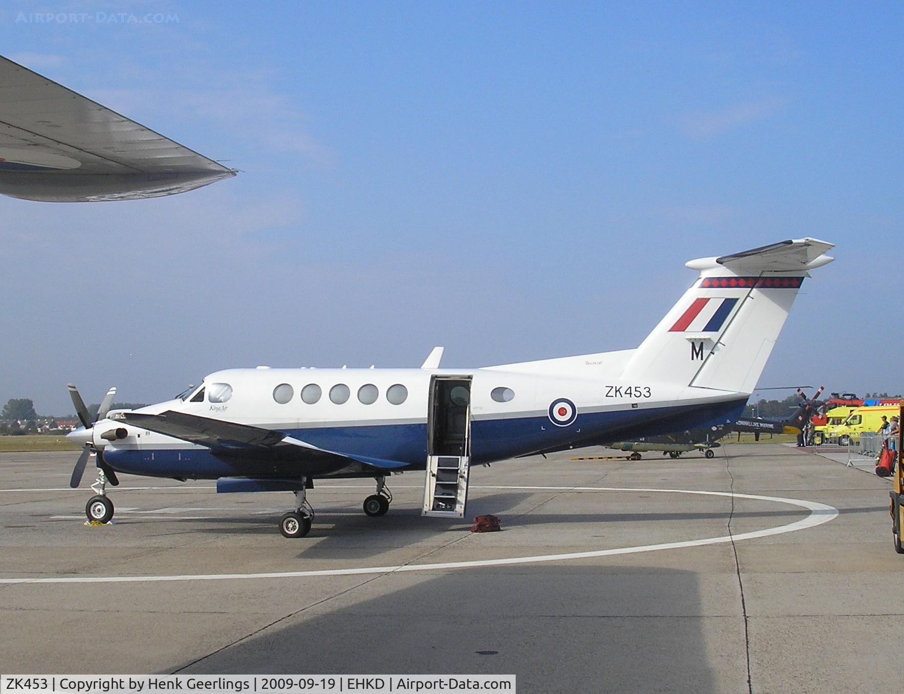 ZK453, 2003 Raytheon B200 King Air C/N BB-1833, RAF ; Heldair Show Maritiem , Den Helder  19 sep 2009