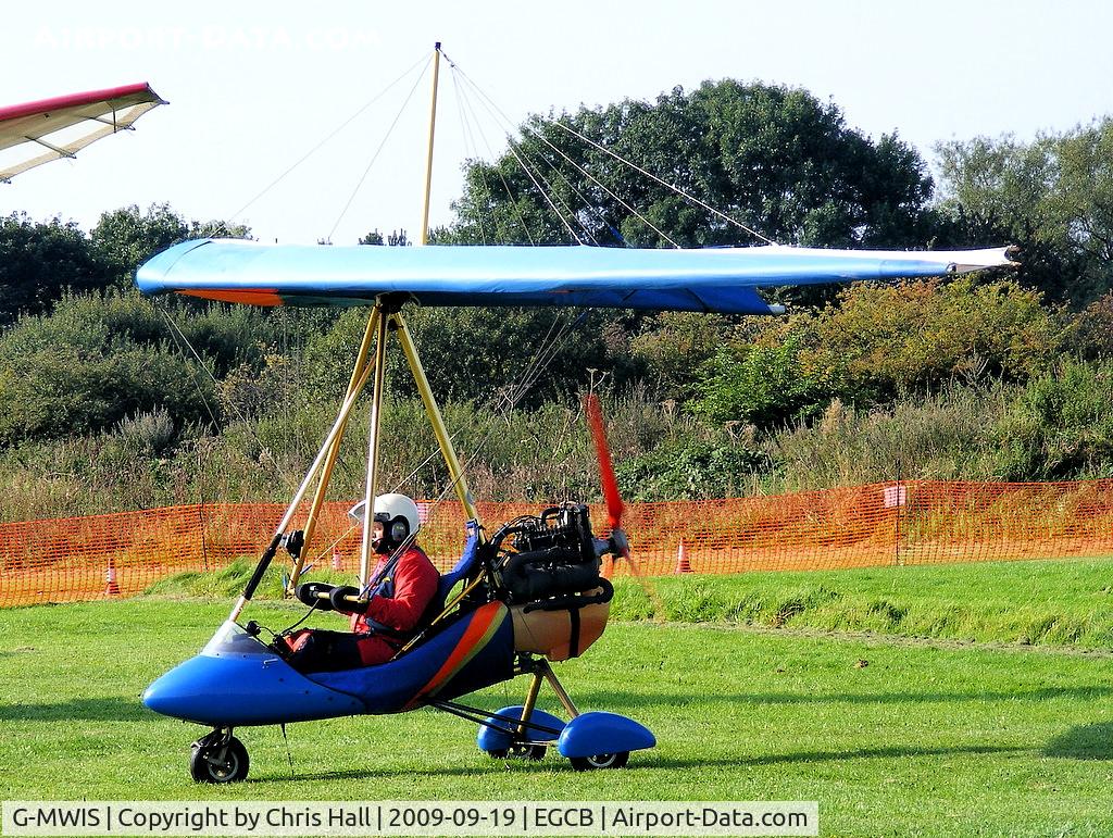 G-MWIS, 1990 Solar Wings Pegasus XL-Q C/N SW-WQ-0331, Barton Fly-in and Open Day