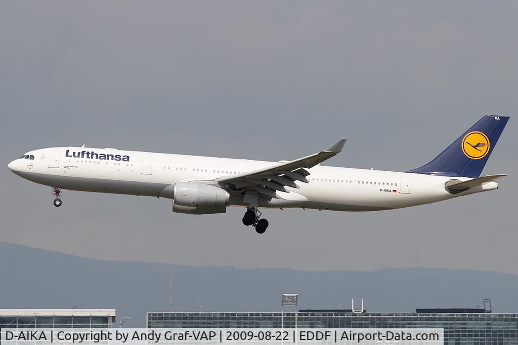 D-AIKA, 2004 Airbus A330-343X C/N 570, Lufthansa A330-300