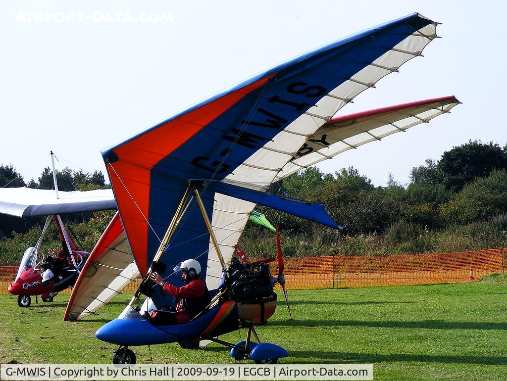 G-MWIS, 1990 Solar Wings Pegasus XL-Q C/N SW-WQ-0331, Barton Fly-in and Open Day