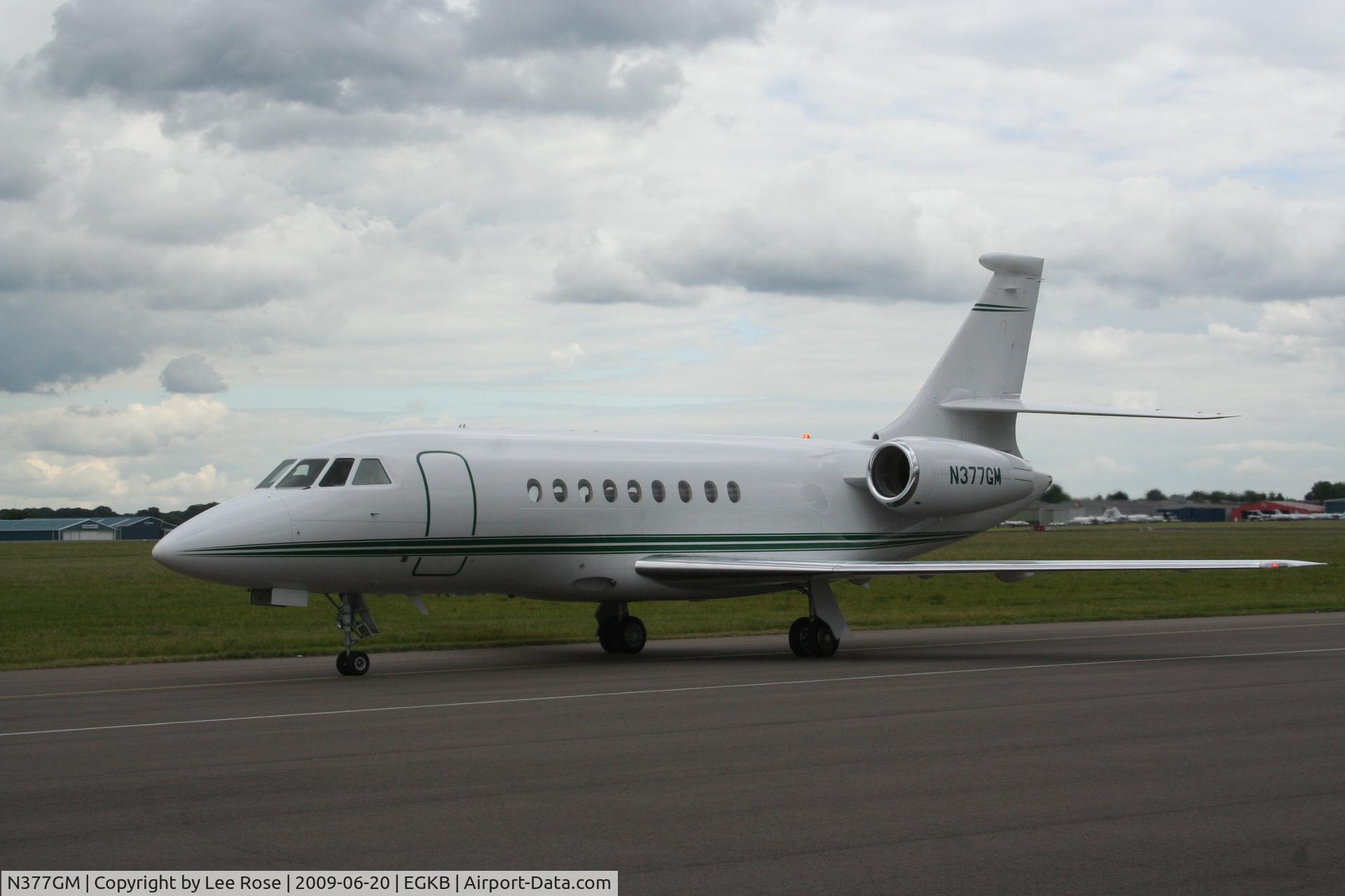 N377GM, 2004 Dassault Falcon 2000EX C/N 032, Recently landed at Biggin Hill