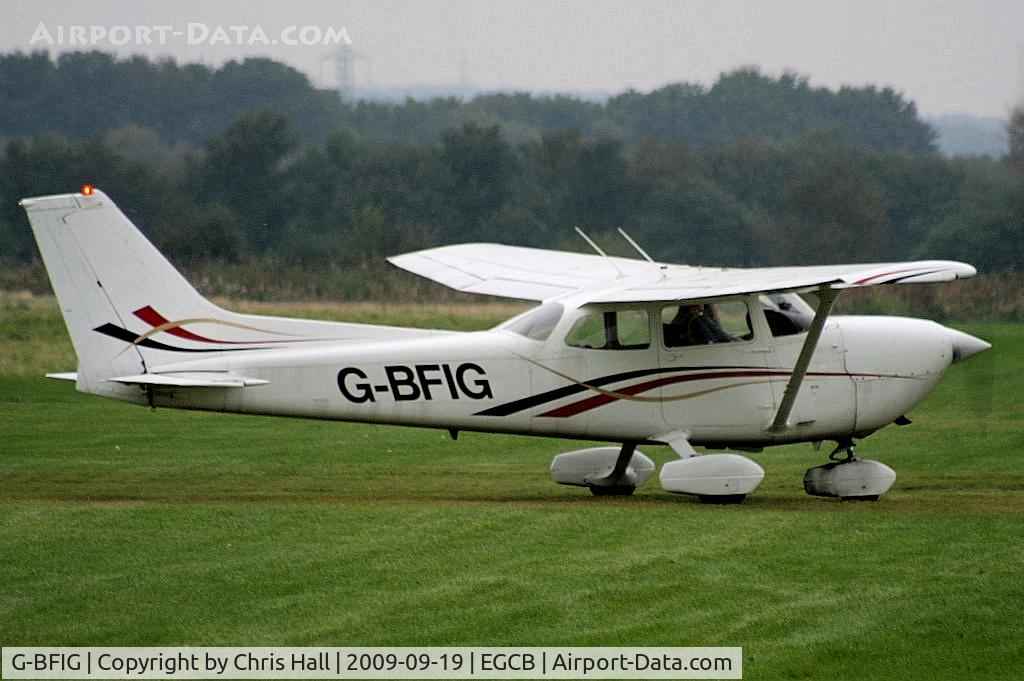 G-BFIG, 1977 Reims FR172K Hawk XP C/N 0615, Barton Fly-in and Open Day