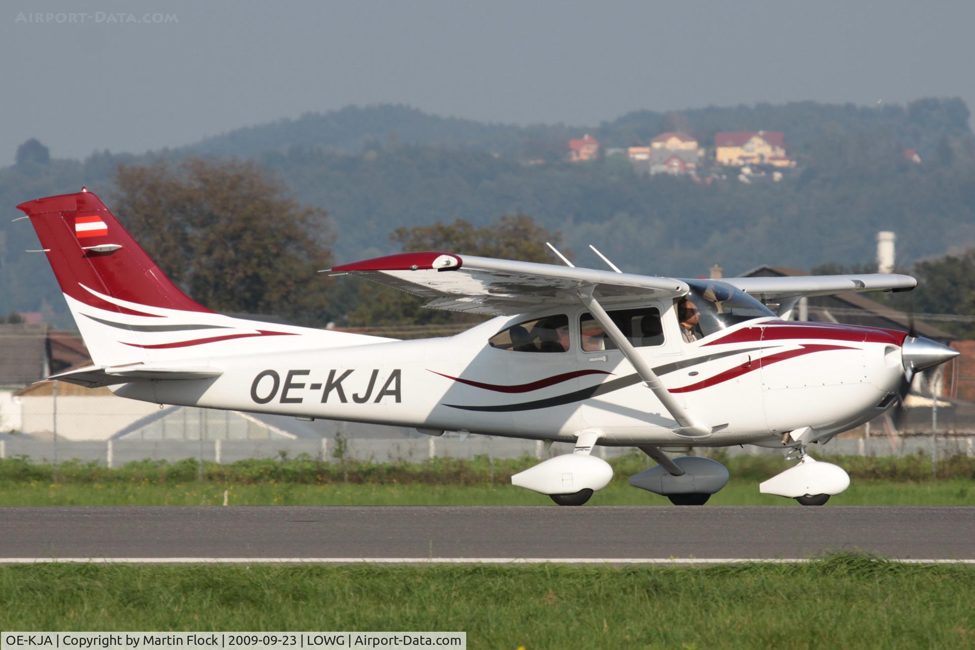 OE-KJA, Cessna 182T Skylane C/N 18281596, .
