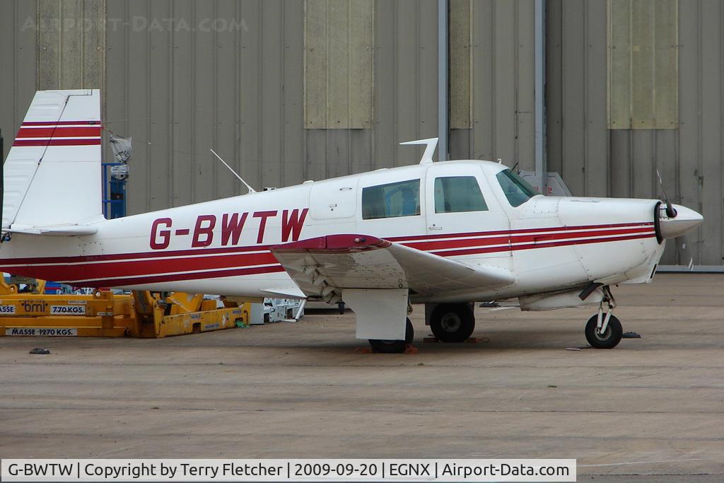 G-BWTW, 1975 Mooney M20C Ranger C/N 20-1188, Mooney M20C at East Midlands