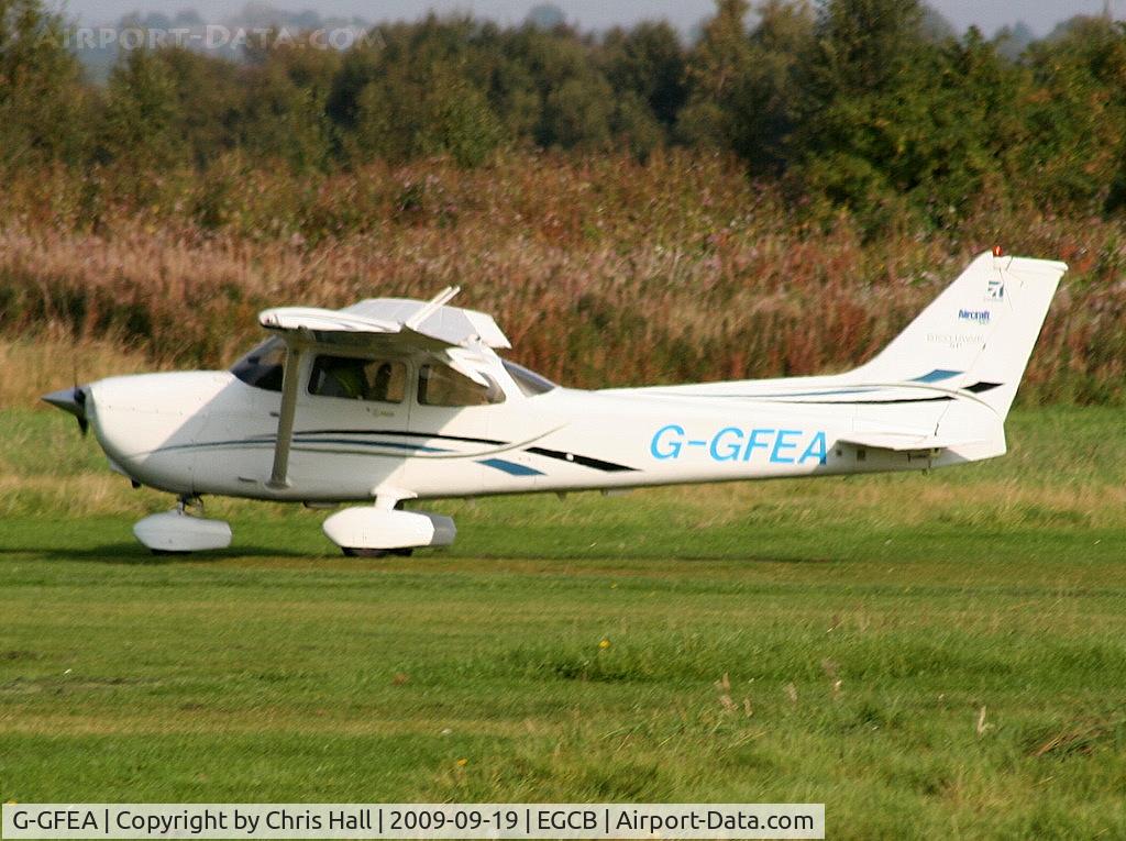 G-GFEA, 2006 Cessna 172S Skyhawk SP C/N 172S10214, Barton Fly-in and Open Day