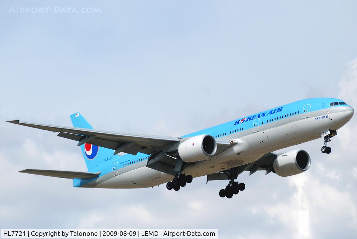 HL7721, Boeing 777-2B5/ER C/N 33727, KAL B777-200ER
