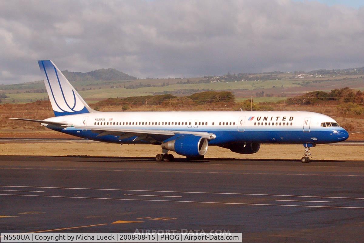 N550UA, 1992 Boeing 757-222 C/N 25398, At Maui