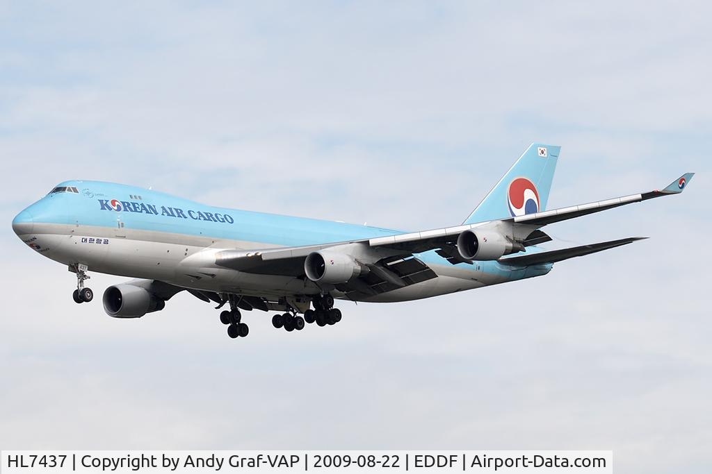 HL7437, 2003 Boeing 747-4B5F/SCD C/N 32808, Korean Air 747-400