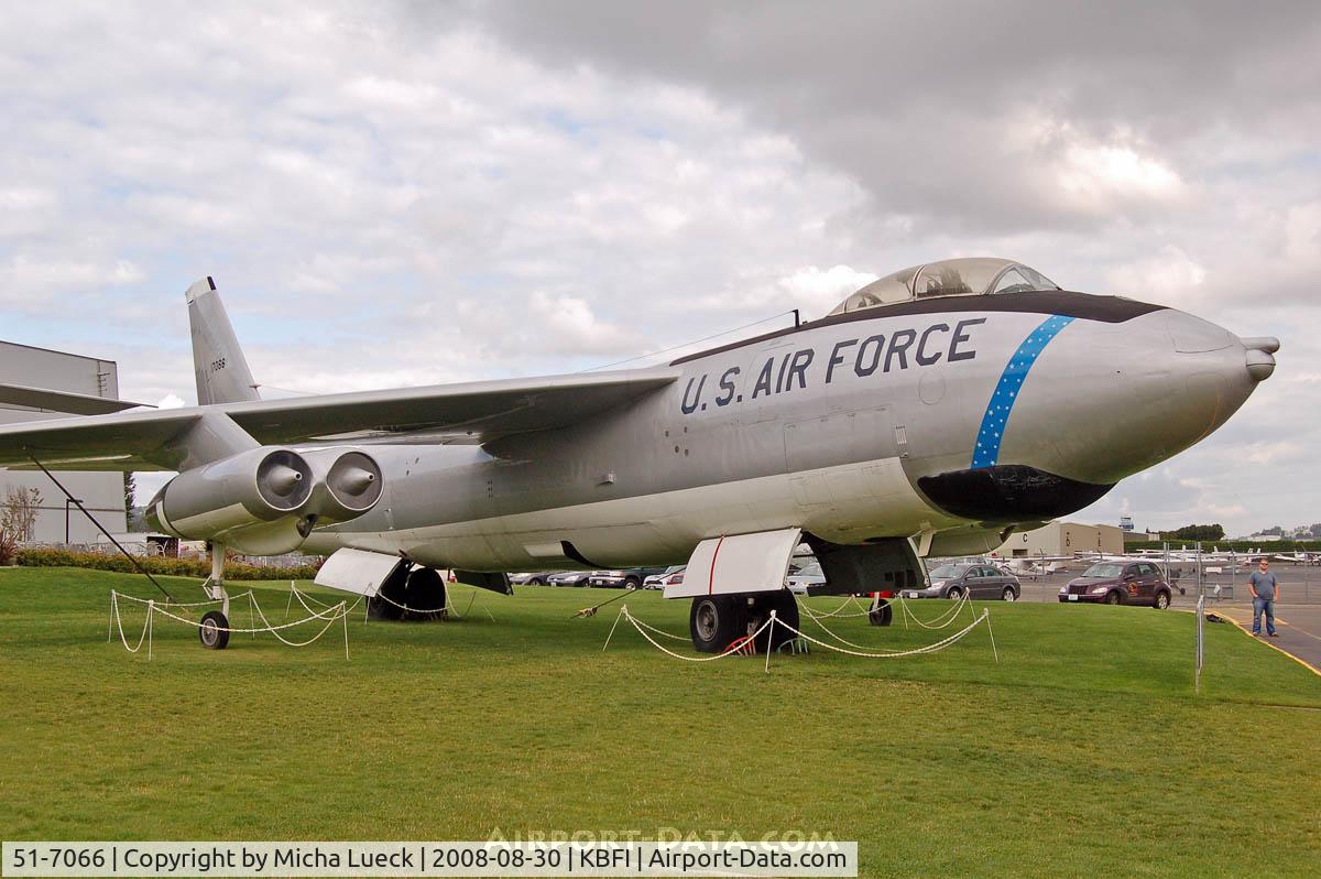 51-7066, 1951 Boeing WB-47E-75-BW Stratojet C/N 450609, At the Museum of Flight