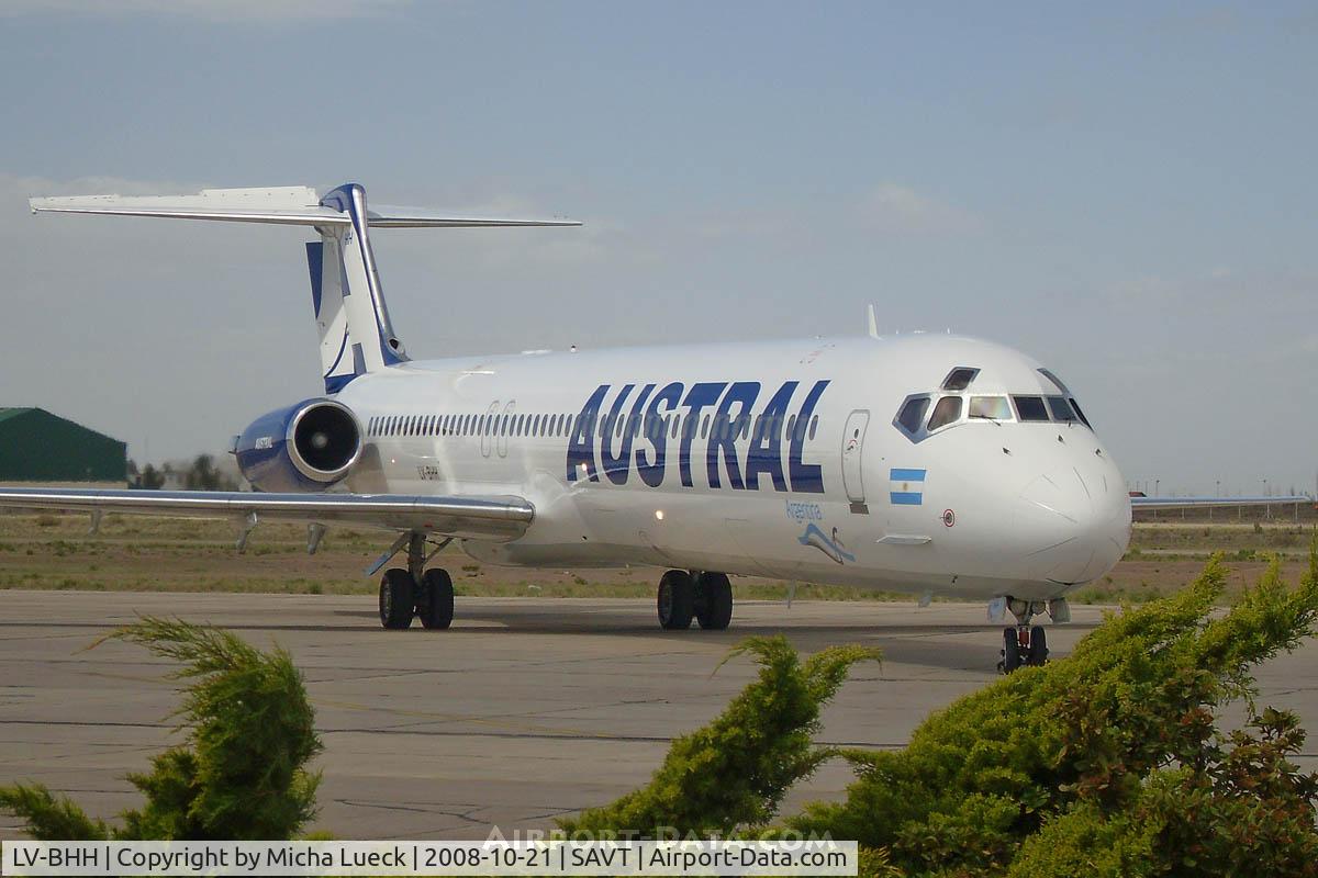 LV-BHH, 1989 McDonnell Douglas MD-83 (DC-9-83) C/N 49741, At Trelew