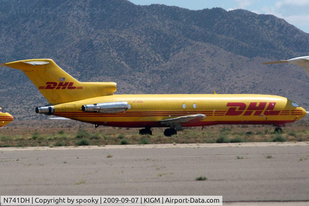 N741DH, 1979 Boeing 727-2Q9 C/N 21931, Stored at Kingman Airport (AR)