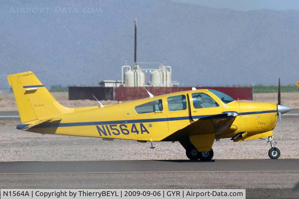 N1564A, 1989 Beech F33A Bonanza C/N CE-1321, Taxying at Phoenix Goodyear Airport