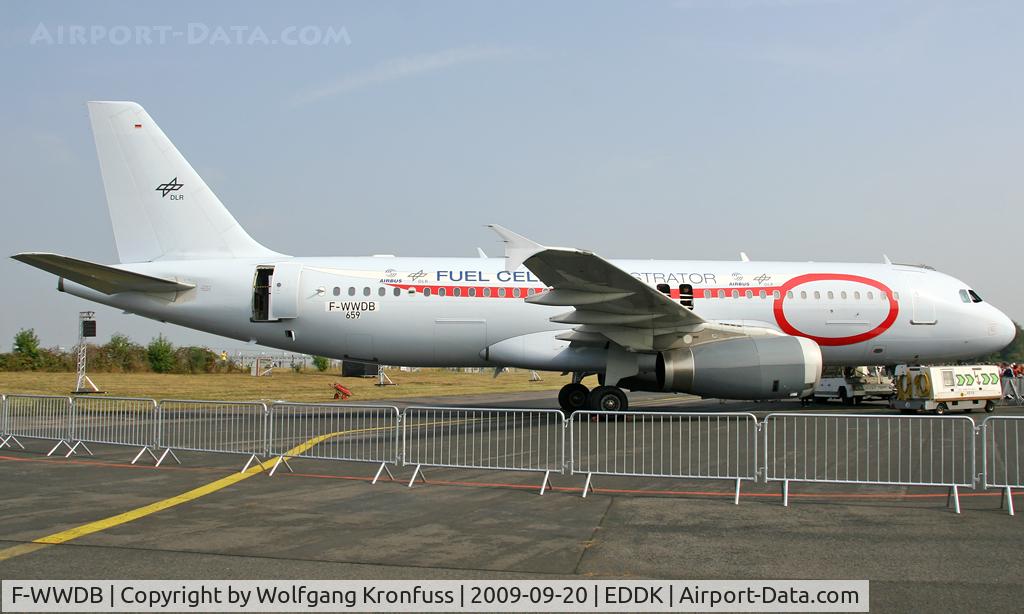 F-WWDB, 1997 Airbus A320-232 C/N 659, Tag der offenen Tür, DLR
