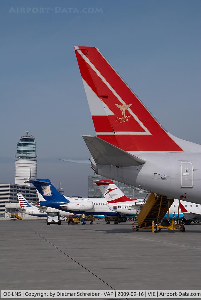 OE-LNS, 2005 Boeing 737-8Z9 C/N 34262, Lauda AIr Boeing 737-800