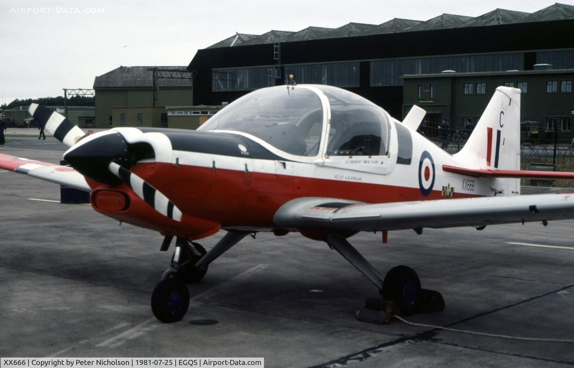 XX666, 1974 Scottish Aviation Bulldog T.1 C/N BH120/324, Bulldog T.1 of Aberdeen University Air Squadron on display at the 1981 RAF Lossiemouth Airshow.