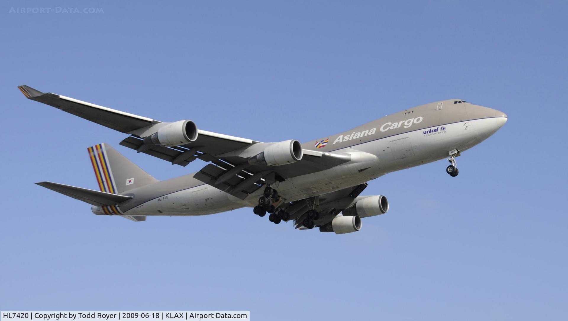 HL7420, 1995 Boeing 747-48EF (SCD) C/N 25783, Landing 24R at LAX