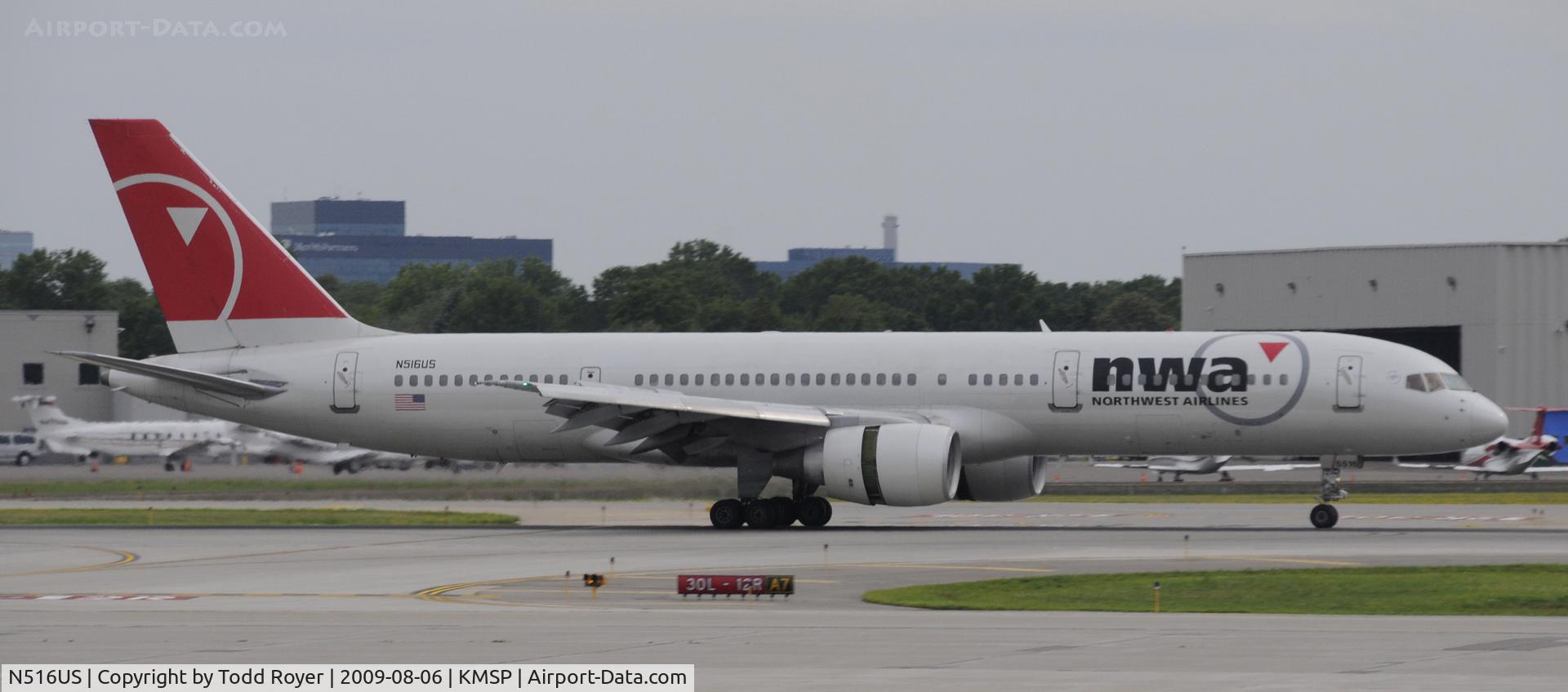 N516US, 1986 Boeing 757-251 C/N 23204, Landing 30L at MSP