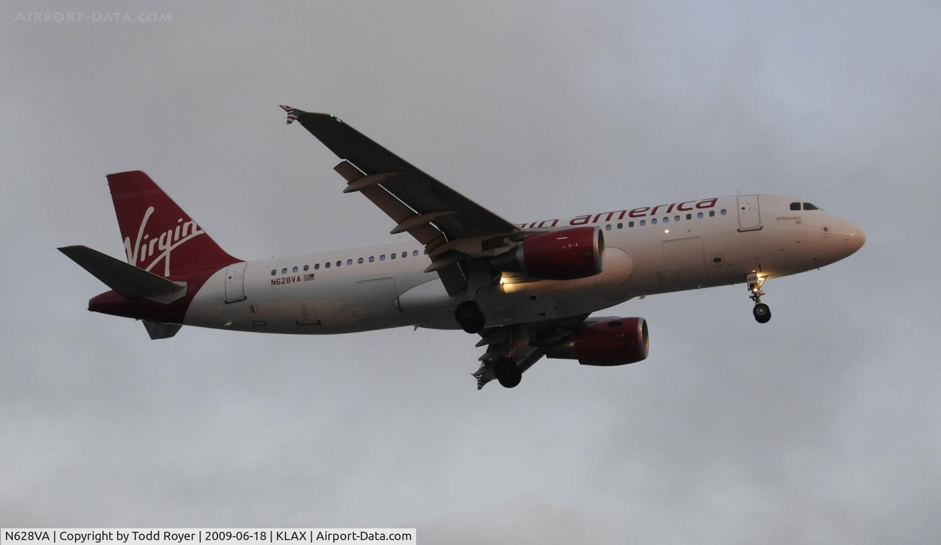 N628VA, 2007 Airbus A320-214 C/N 2993, Landing 24R at LAX