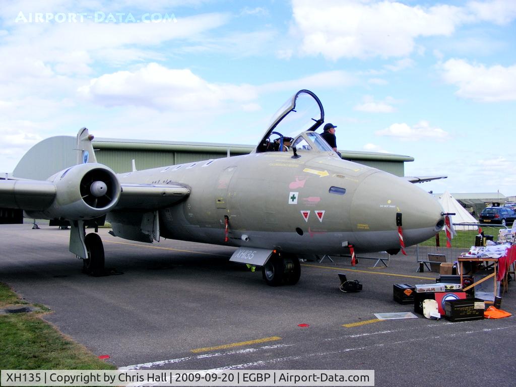 XH135, 1959 English Electric Canberra PR.9 C/N SH1725, On display at the Kemble Battle of Britain weekend