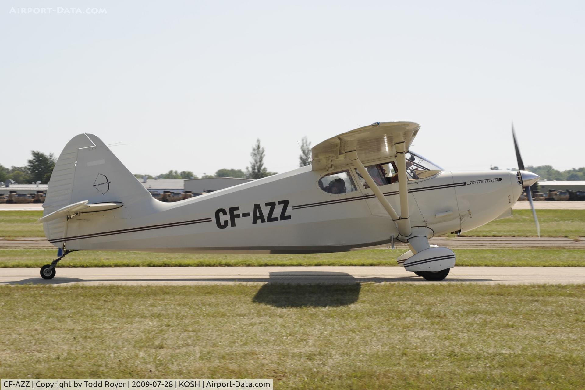 CF-AZZ, 1946 Stinson 108 Voyager C/N 108-268, Taxi to parking