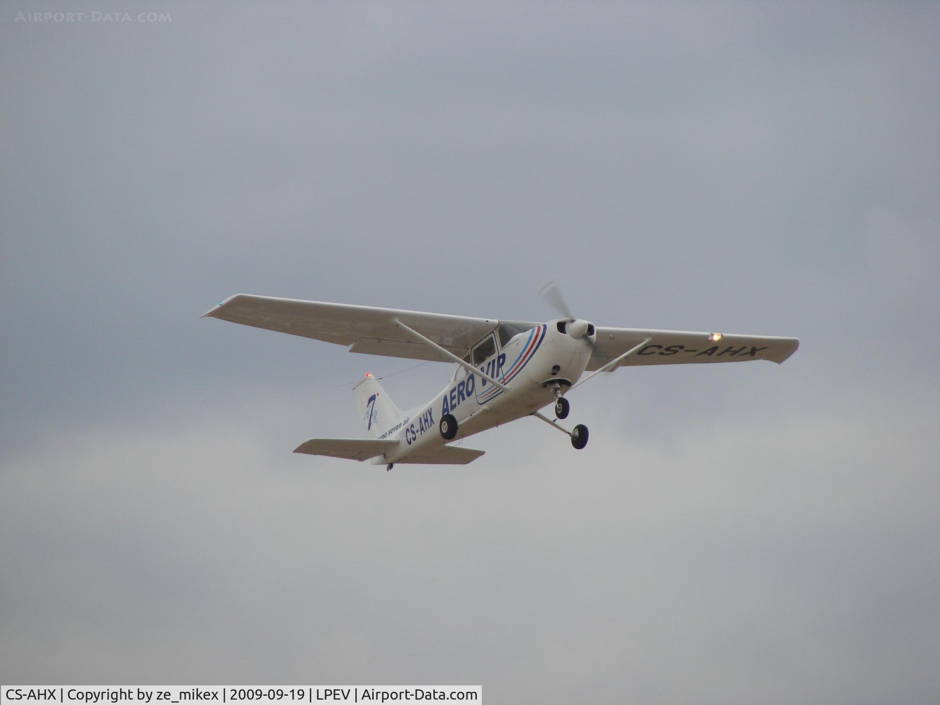 CS-AHX, Cessna FR172H Reims Rocket C/N 0332, Cessna 172 from aerovip at PAs 09