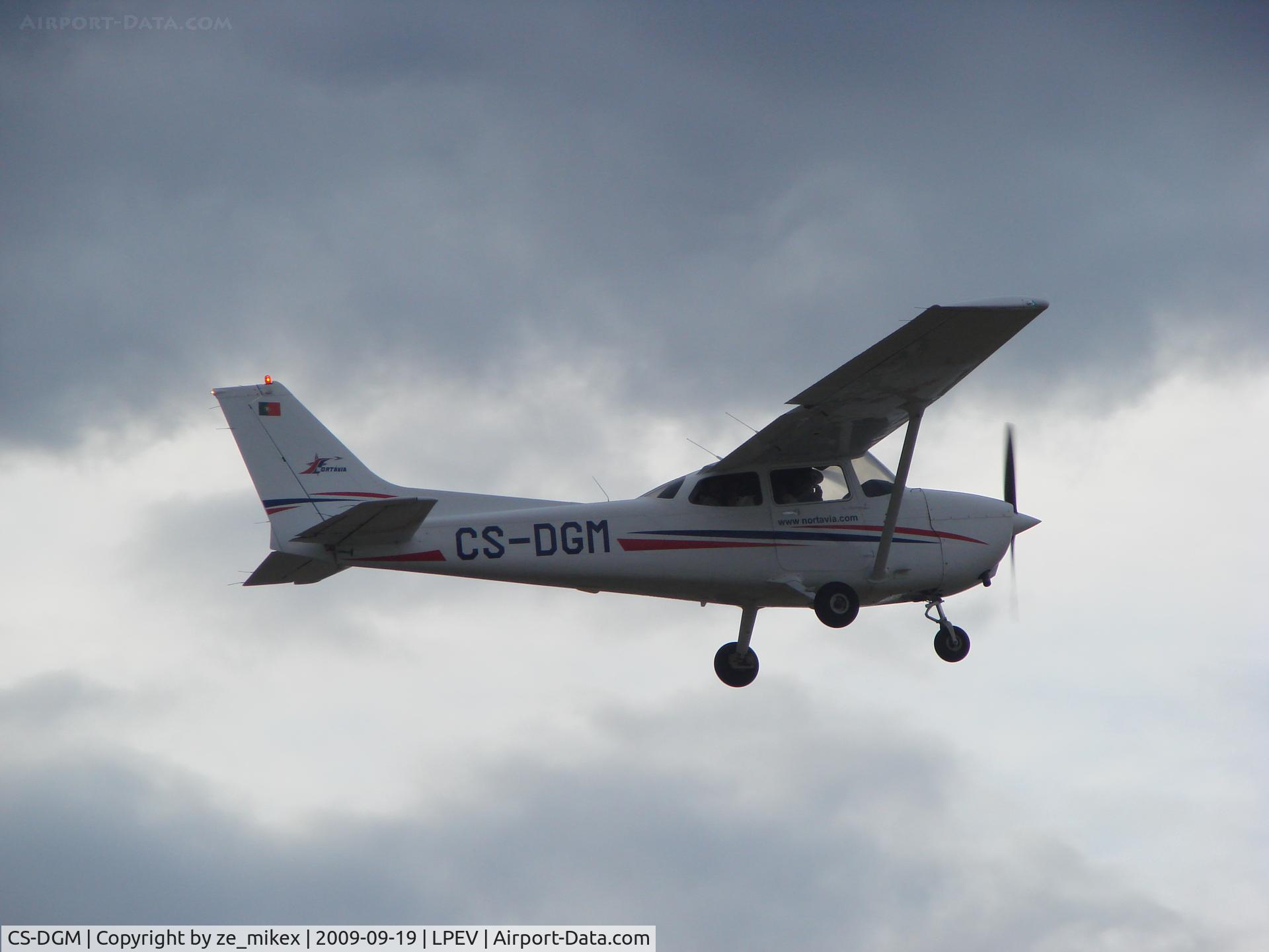 CS-DGM, 1998 Cessna 172R C/N 17280548, CESSNA 172 nortavia