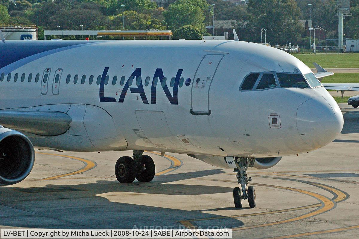 LV-BET, 2002 Airbus A320-233 C/N 1854, At Aeroparque (AEP)