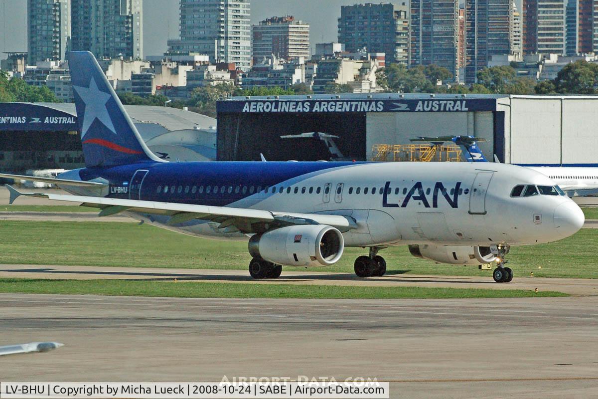 LV-BHU, 2001 Airbus A320-233 C/N 1512, At Aeroparque (AEP)