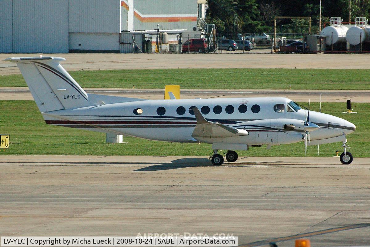 LV-YLC, 1998 Beechcraft King Air 350B C/N FL-190, At Aeroparque (AEP)
