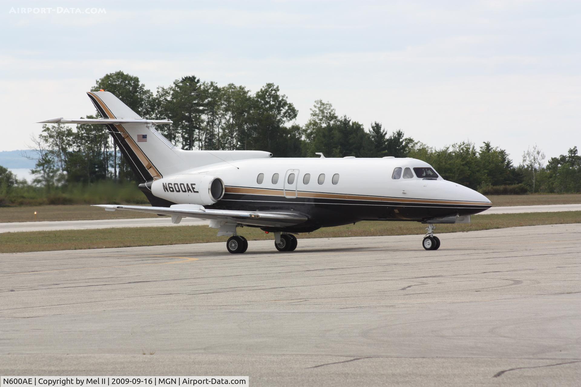 N600AE, 1976 Hawker Siddeley HS.125 Series 600A C/N 256068, KDET-KMGN - Taxi From Landing RWY 10
