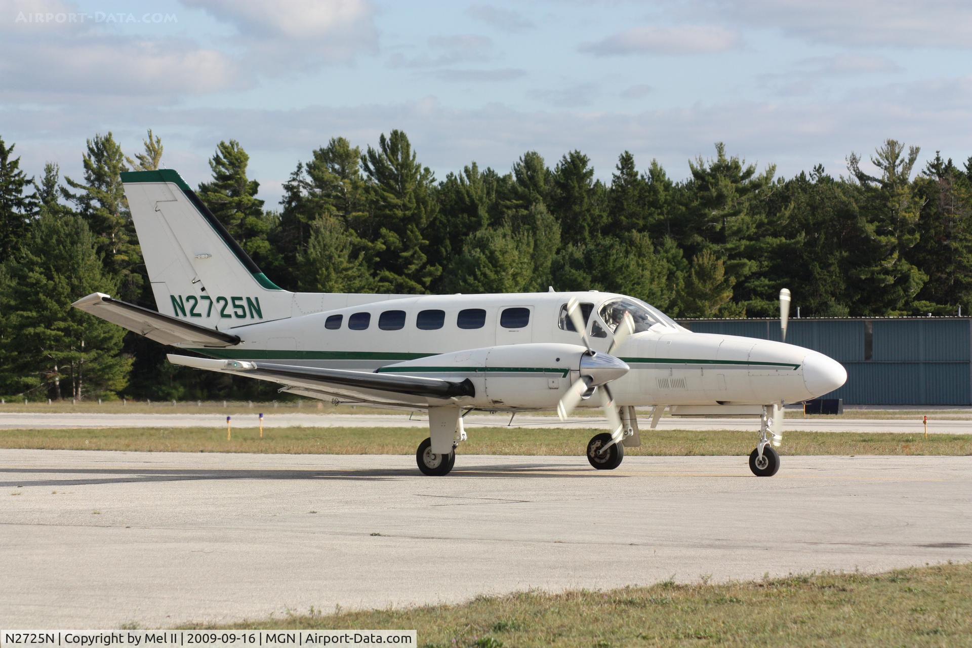 N2725N, 1980 Cessna 441 Conquest II C/N 441-0190, KMGN-KMSN - Taxi For Departure RWY 10