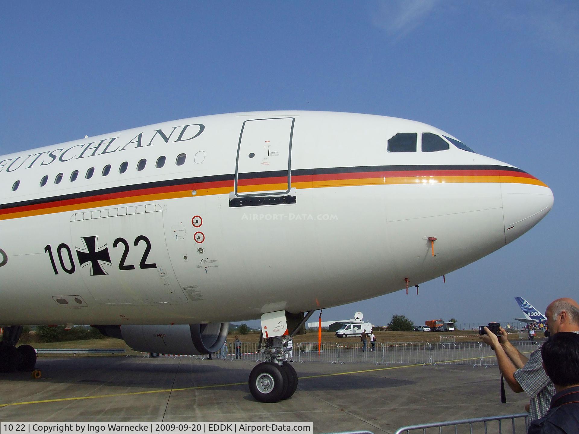 10 22, 1989 Airbus A310-304 C/N 499, Airbus A310-304 