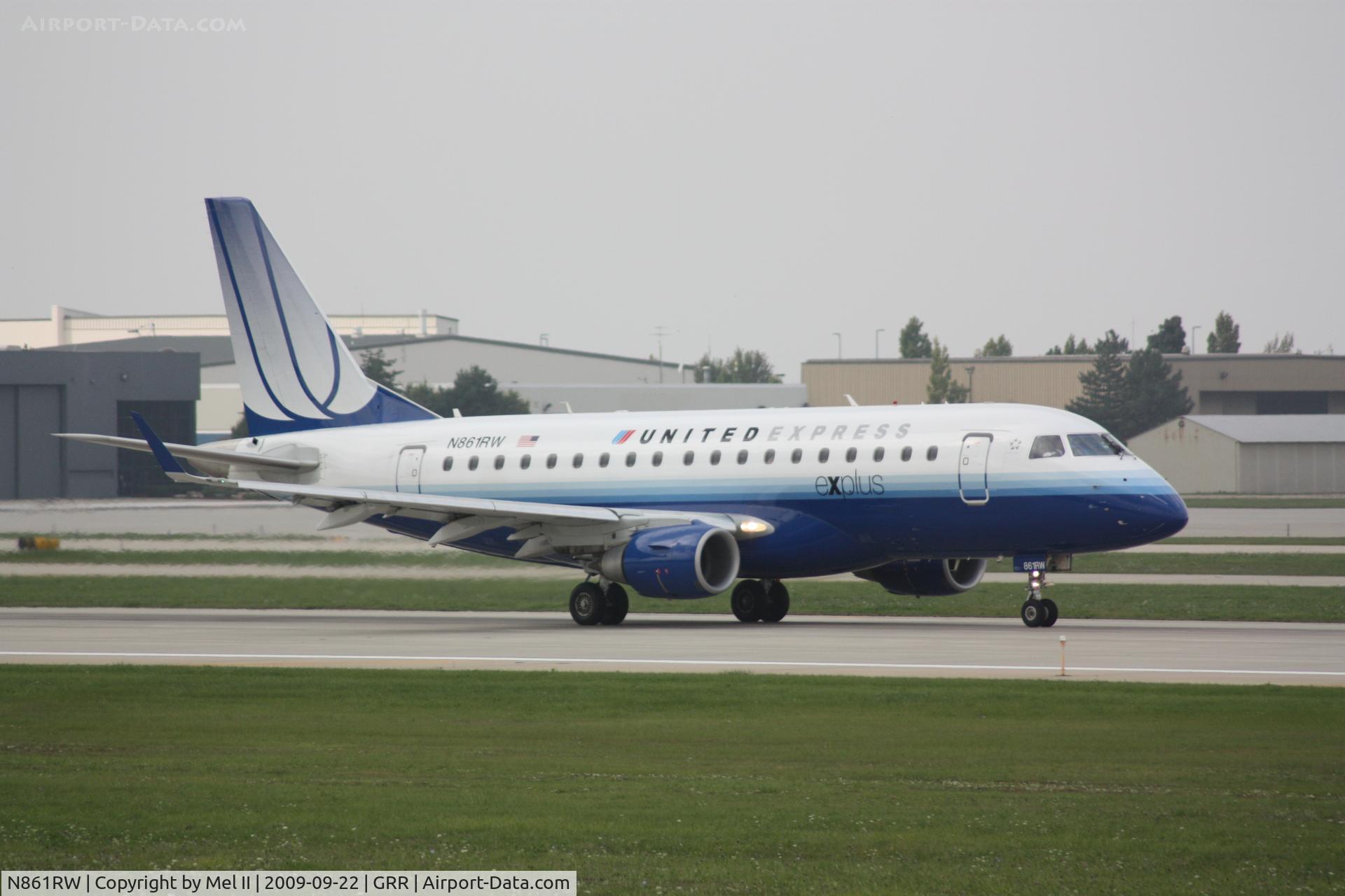N861RW, 2005 Embraer 170SE (ERJ-170-100SE) C/N 17000094, TCF7674 - KGRR-KDEN - Departing RWY 8R