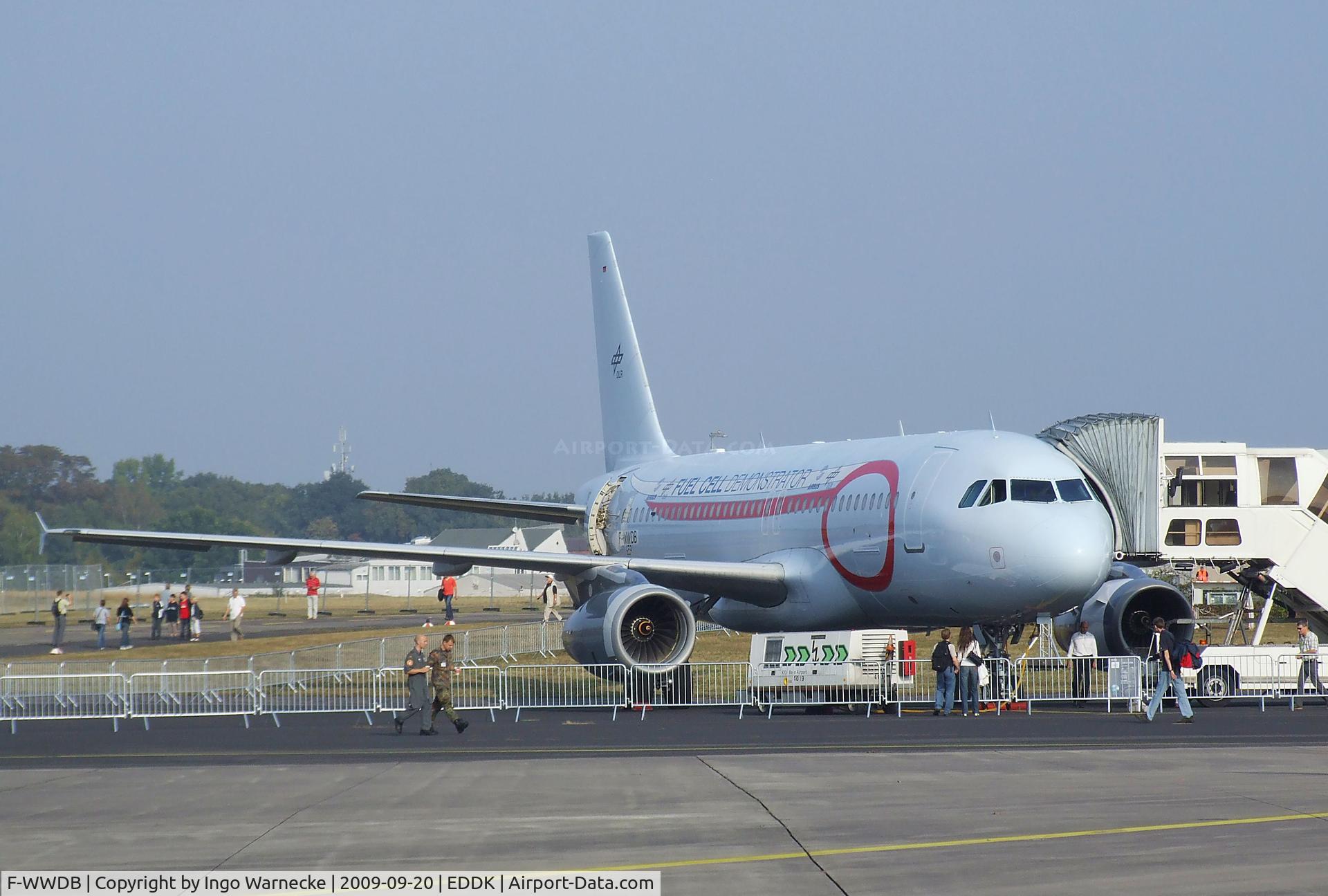 F-WWDB, 1997 Airbus A320-232 C/N 659, Airbus A320-232 ATRA (Advanced Technology Research Aircraft) operated alternately by DLR and Airbus - here operated by Airbus, hence the french registration - at the DLR 2009 air and space day on the side of Cologne airport