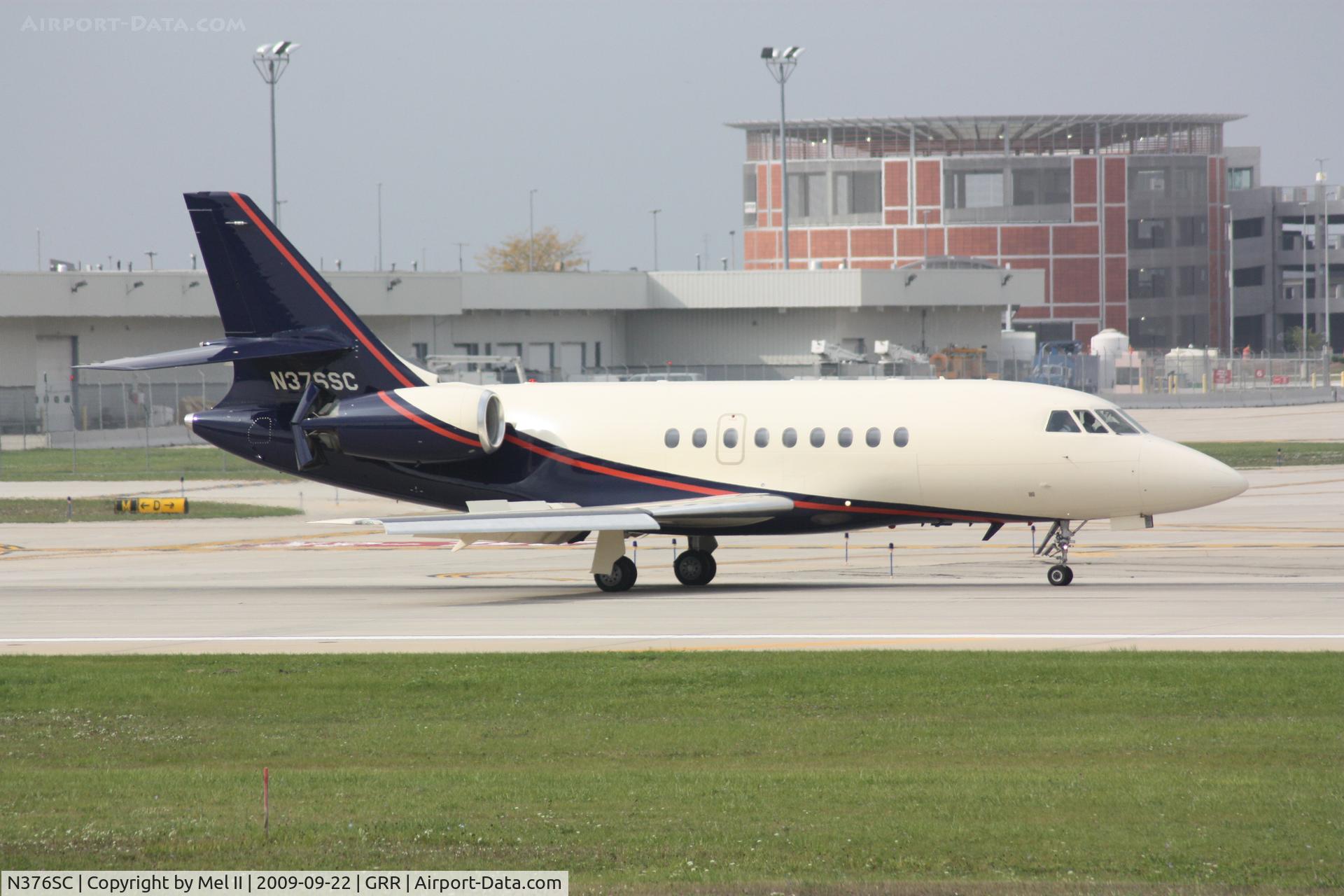 N376SC, 2005 Dassault Falcon 2000EX C/N 57, Landing RWY 8R