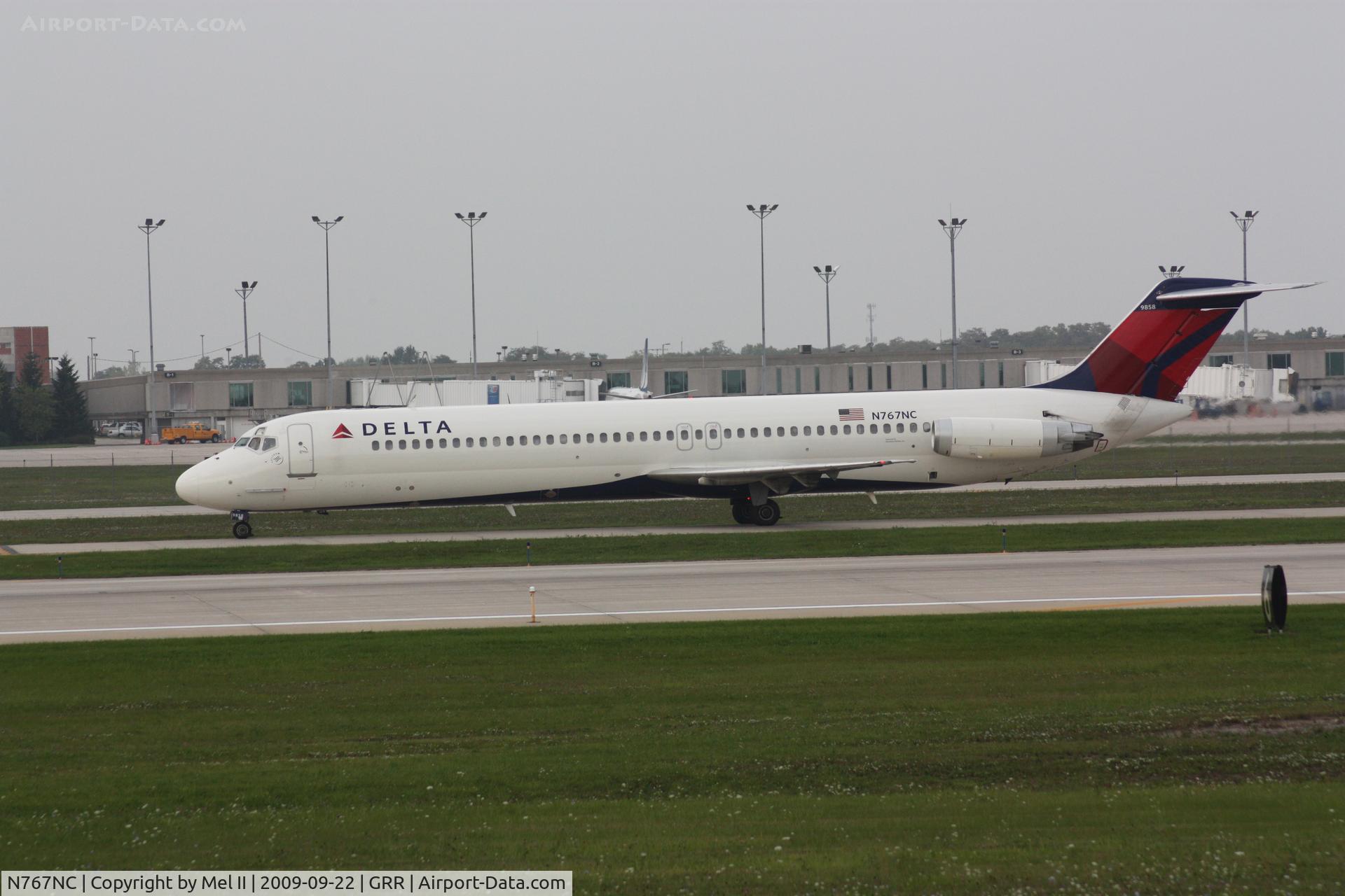 N767NC, 1977 McDonnell Douglas DC-9-51 C/N 47724, NWA1241 - KDTW-KGRR - Taxi From Landing RWY 8R