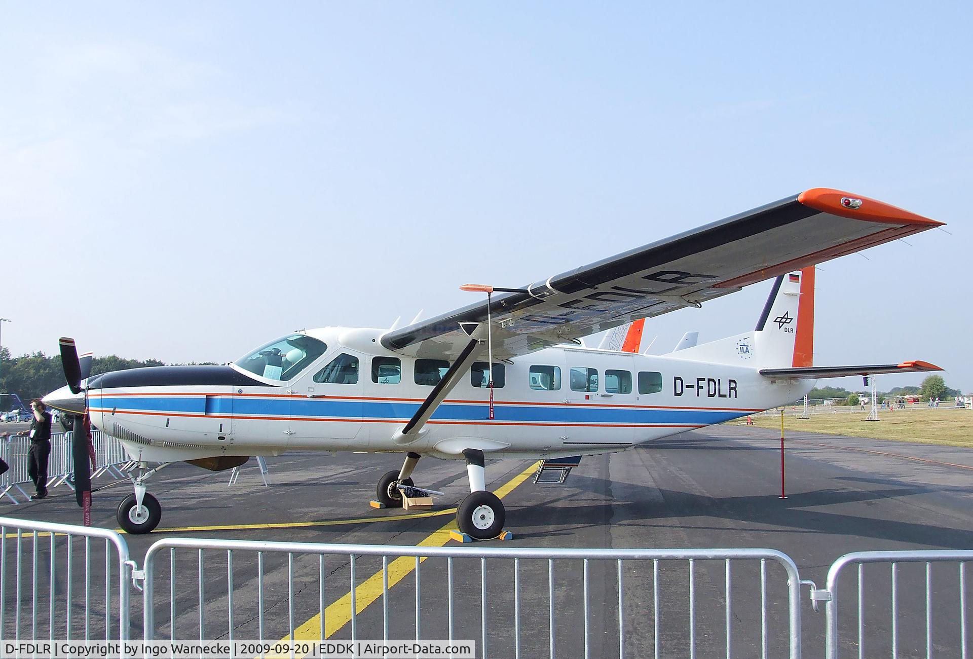 D-FDLR, 1998 Cessna 208B Grand Caravan C/N 208B-0708, Cessna 208B Grand Caravan of the DLR at the DLR 2009 air and space day on the side of Cologne airport