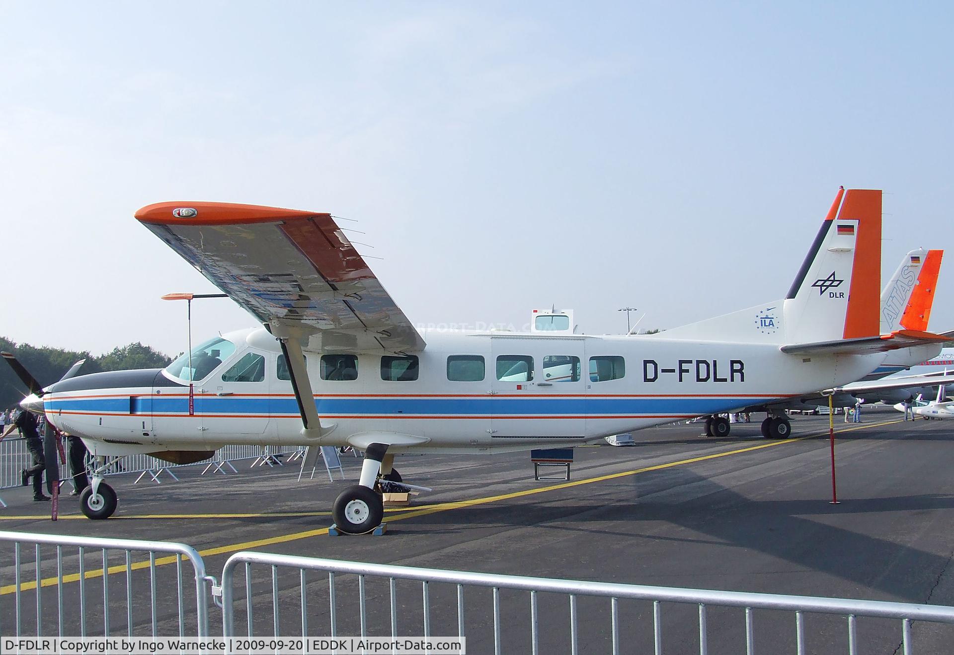 D-FDLR, 1998 Cessna 208B Grand Caravan C/N 208B-0708, Cessna 208B Grand Caravan of the DLR at the DLR 2009 air and space day on the side of Cologne airport