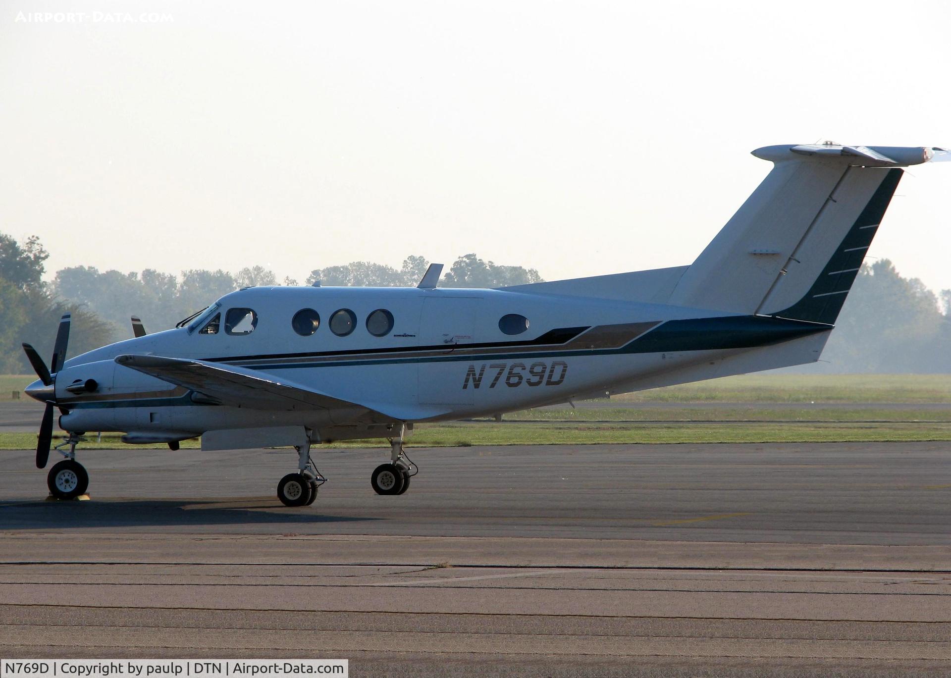 N769D, 1980 Beech F90 King Air C/N LA-52, At Downtown Shreveport.